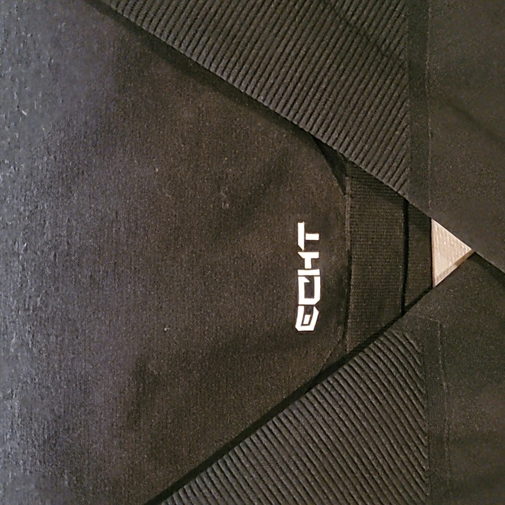 Echt Compression Crop - Picture 2 of 3